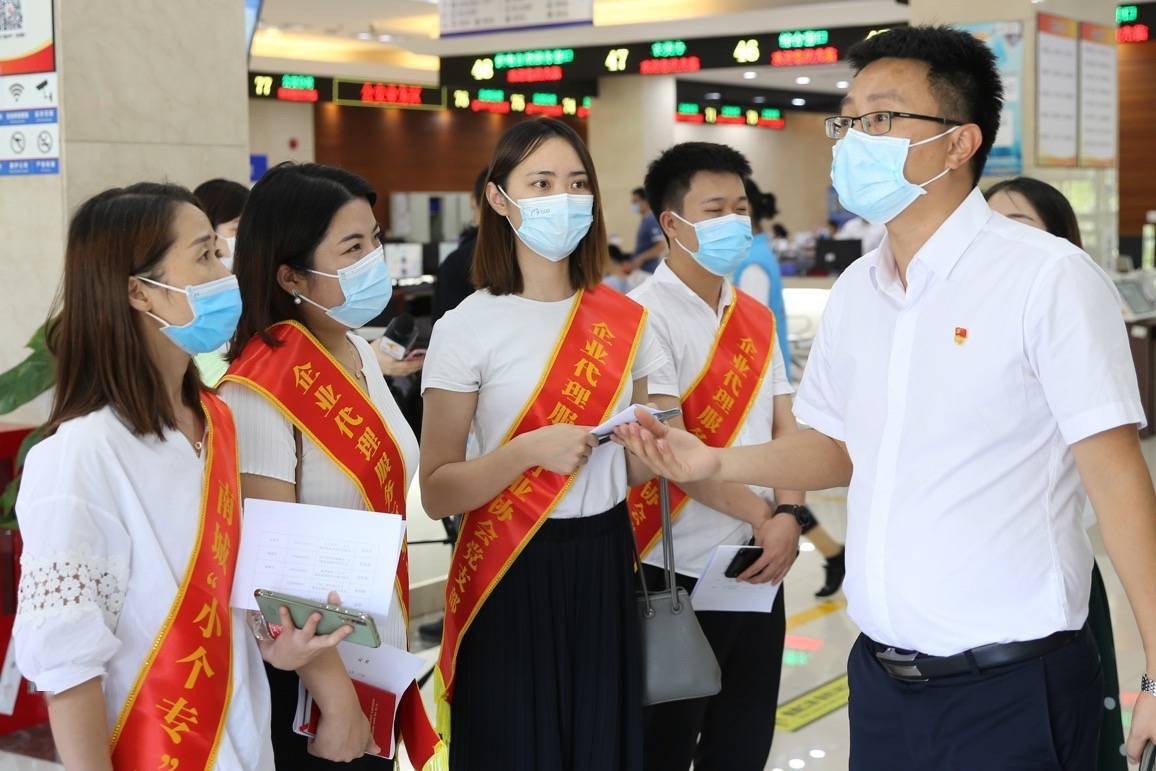 7777888888888精準是什么服務和新澳門一肖一馬中特預測:07-26-03-20-16-21 T:35-全面釋義、解釋與落實,杜絕虛假誘導鏈